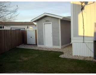 Photo 4: 480 AUGIER Avenue in WINNIPEG: Westwood / Crestview Residential for sale (West Winnipeg)  : MLS®# 2718749