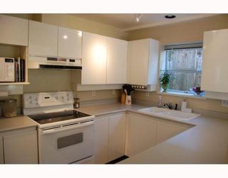 Photo 3: 101 146 W 13TH Avenue in Vancouver: Mount Pleasant VW Townhouse for sale (Vancouver West)  : MLS®# V775741