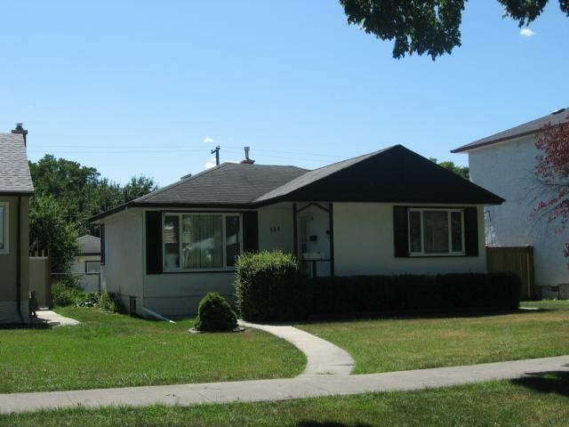 Main Photo: 534 Enniskillen Avenue in WINNIPEG: West Kildonan / Garden City Residential for sale (North West Winnipeg)  : MLS®# 1216336