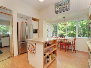 Photo 12: 596 Donovan Ave in Colwood: Co Hatley Park House for sale : MLS®# 963130