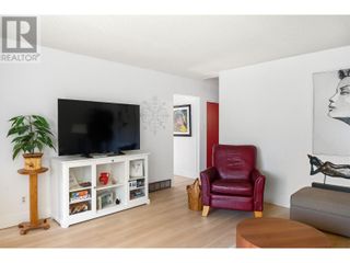 Photo 41: 722-726 Elliot Avenue in Kelowna: House for sale : MLS®# 10310875