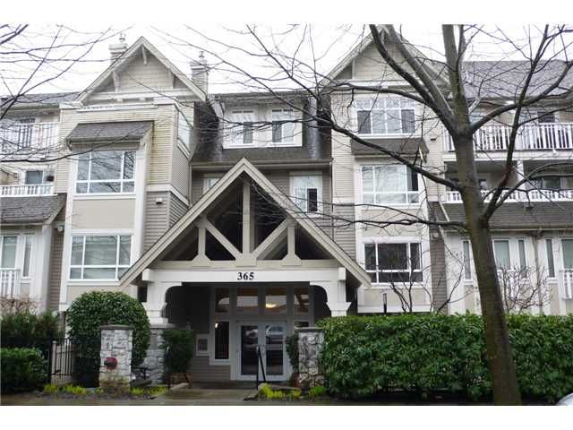 Main Photo: 113 365 E 1ST Street in North Vancouver: Lower Lonsdale Condo for sale : MLS®# V937776