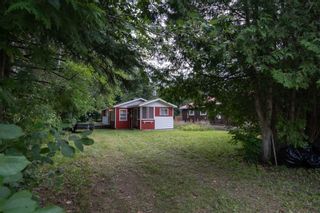 Photo 2: 2074 25 Side Road in Innisfil: Alcona House (Bungalow) for sale : MLS®# N5334180