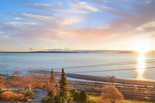 Photo 30: 15369 MARINE Drive: White Rock House for sale in "Waterfront Marine Drive" (South Surrey White Rock)  : MLS®# R2745449