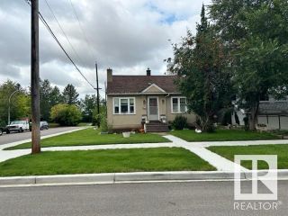 Photo 6: 9602 99A Street in Edmonton: Zone 15 House for sale : MLS®# E4356433