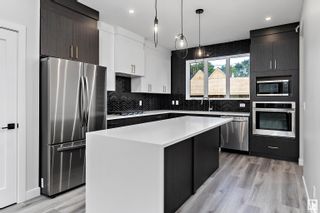 Photo 1: 7552 80 Avenue in Edmonton: Zone 17 House Half Duplex for sale : MLS®# E4323338