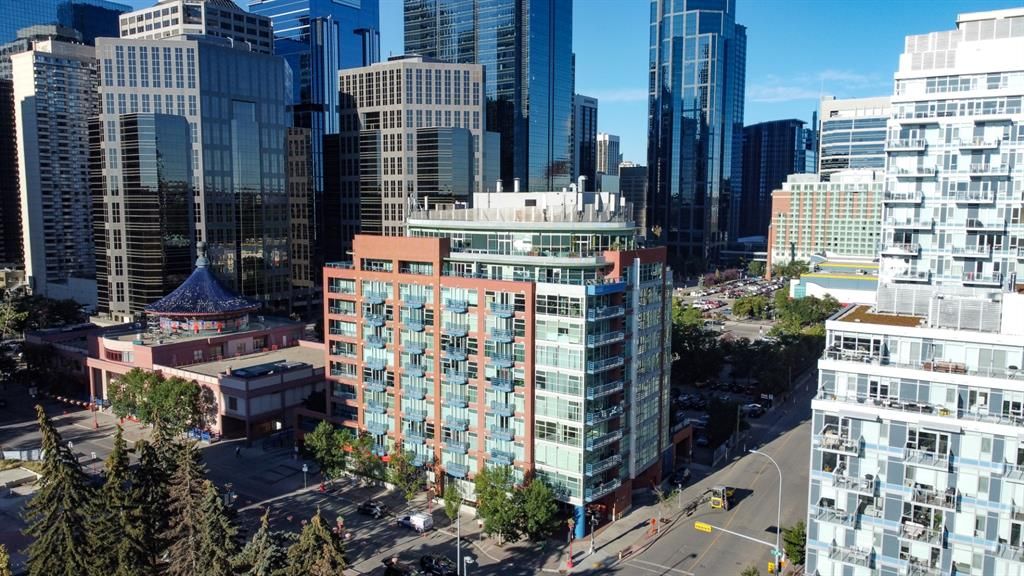 Photo 4: Photos: 601 205 Riverfront Avenue SW in Calgary: Eau Claire Apartment for sale : MLS®# A1255319