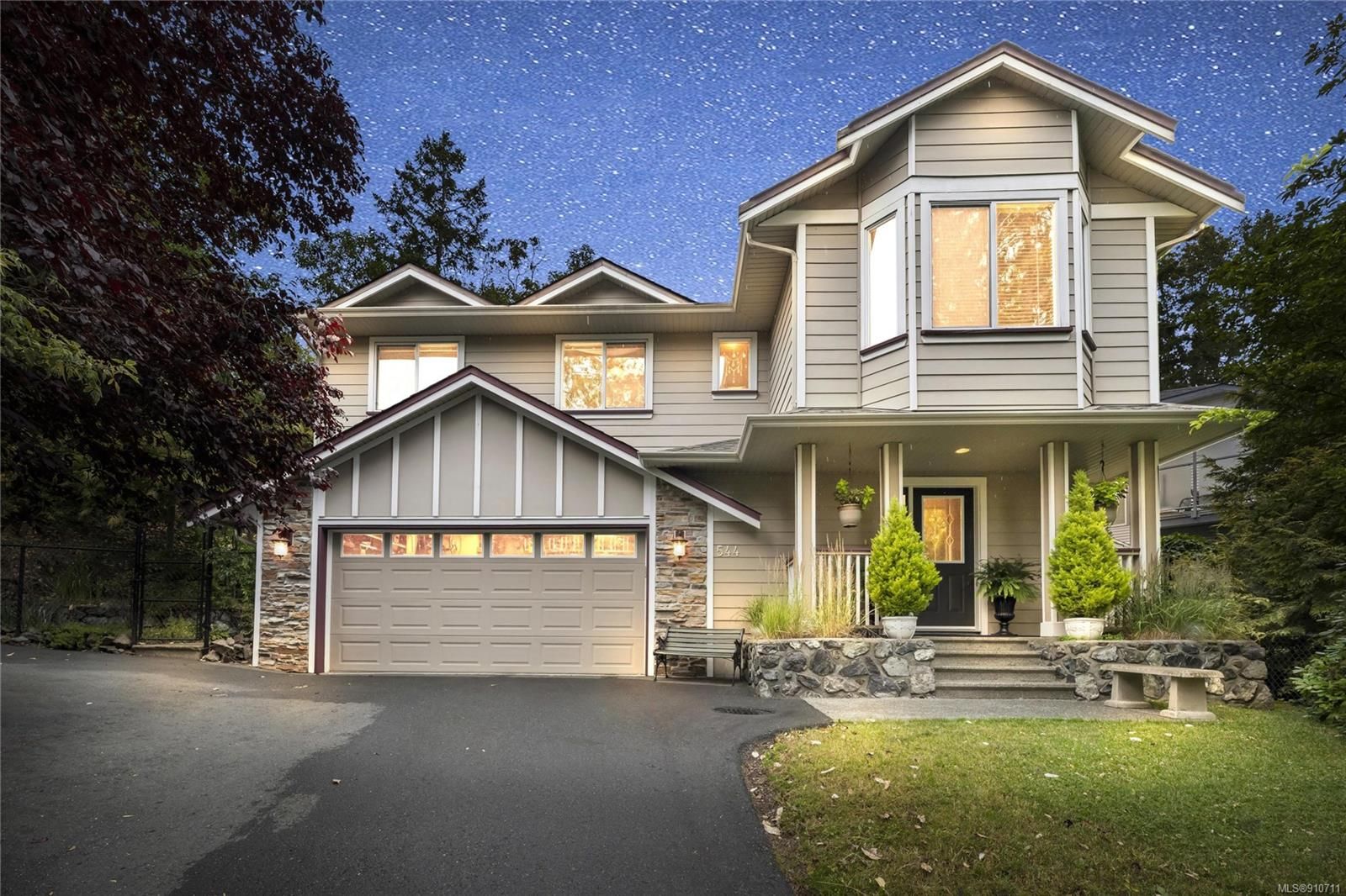 Main Photo: 544 Coral Ridge in Langford: La Thetis Heights House for sale : MLS®# 910711
