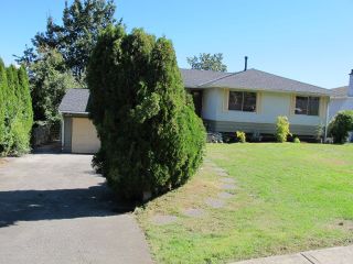 Photo 2: 556 GARFIELD Street in New Westminster: The Heights NW House for sale : MLS®# R2112614