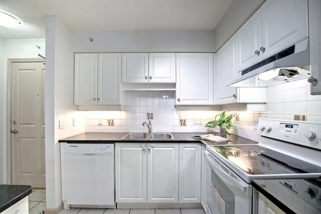 Photo 10: Photos: 506 650 10 Street SW in Calgary: Downtown West End Apartment for sale : MLS®# A1254466