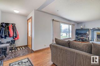 Photo 4: 9828 74 Street in Edmonton: Zone 19 House for sale : MLS®# E4333821