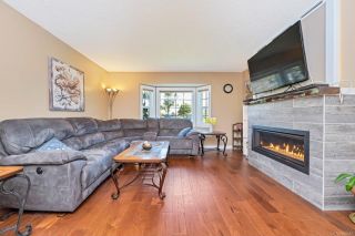 Photo 12: 2641 Ernhill Dr in Langford: La Walfred House for sale : MLS®# 890467