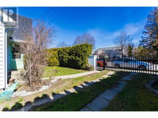 Photo 3: 2422 Richter Street in Kelowna: Vacant Land for sale : MLS®# 10311323