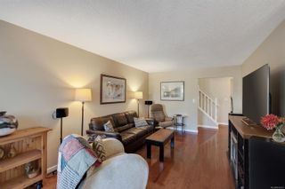 Photo 9: 706 Luscombe Pl in Esquimalt: Es Esquimalt Half Duplex for sale : MLS®# 914723