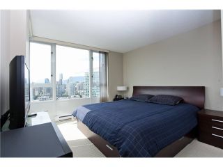 Photo 7: 3207 1033 MARINASIDE Crescent in Vancouver: Yaletown Condo for sale in "QUAYWEST" (Vancouver West)  : MLS®# V896467