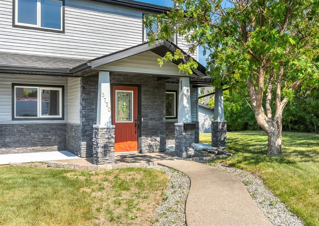 Main Photo: 3720 Bow Anne Road NW in Calgary: Bowness Detached for sale : MLS®# A1244234