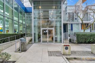 Photo 4: 803 131 REGIMENT Square in Vancouver: Downtown VW Condo for sale (Vancouver West)  : MLS®# R2706437