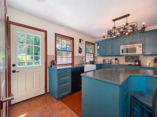 Photo 6: 4190 FRANCIS PENINSULA Road in Madeira Park: Pender Harbour Egmont House for sale (Sunshine Coast)  : MLS®# R2582230