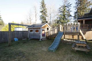 Photo 2: 2111 MAMQUAM Road in Squamish: Garibaldi Estates House for sale : MLS®# R2338612