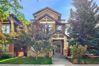 Main Photo: 1649 Westmount Road NW in Calgary: Hillhurst Detached for sale : MLS®# A2001616