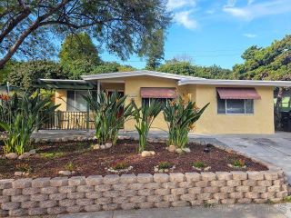 Main Photo: SAN DIEGO House for rent : 3 bedrooms : 5548 Streamview Dr.