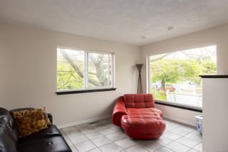 Photo 8: 48 Cambridge St in Victoria: Vi Fairfield West Half Duplex for sale : MLS®# 961753