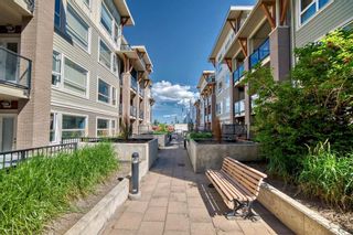 Photo 2: 313 707 4 Street NE in Calgary: Renfrew Apartment for sale : MLS®# A2138066