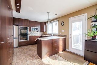 Photo 4: 432 Westmount Drive in Winnipeg: Windsor Park Residential for sale (2G)  : MLS®# 202004399