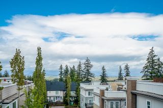 Photo 35: 14 15833 26 Avenue in Surrey: Grandview Surrey Townhouse for sale in "THE BROWNSTONES" (South Surrey White Rock)  : MLS®# R2690882