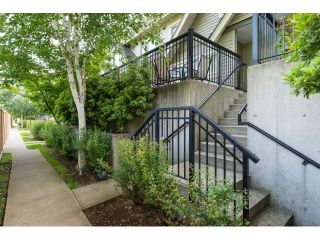 Photo 2: 5 9339 ALBERTA Road in Richmond: McLennan North Townhouse for sale in "Trellaines" : MLS®# R2073568
