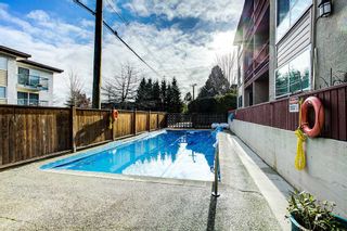 Photo 16: 105 8680 FREMLIN Street in Vancouver: Marpole Condo for sale in "Colonial Arms" (Vancouver West)  : MLS®# R2432274