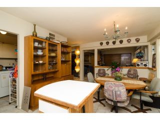 Photo 10: 1381 EVERALL Street: White Rock House for sale (South Surrey White Rock)  : MLS®# F1432158