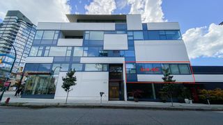 Main Photo: 201 1510 W 6TH Avenue in Vancouver: Fairview VW Condo for sale in "THE ZONDA" (Vancouver West)  : MLS®# R2707344