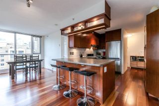 Photo 2: 1603 1188 RICHARDS Street in Vancouver: Yaletown Condo for sale in "PARK PLAZA" (Vancouver West)  : MLS®# R2240525