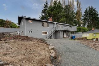 Photo 3: 2429 Barbara Pl in Central Saanich: CS Tanner House for sale : MLS®# 901313