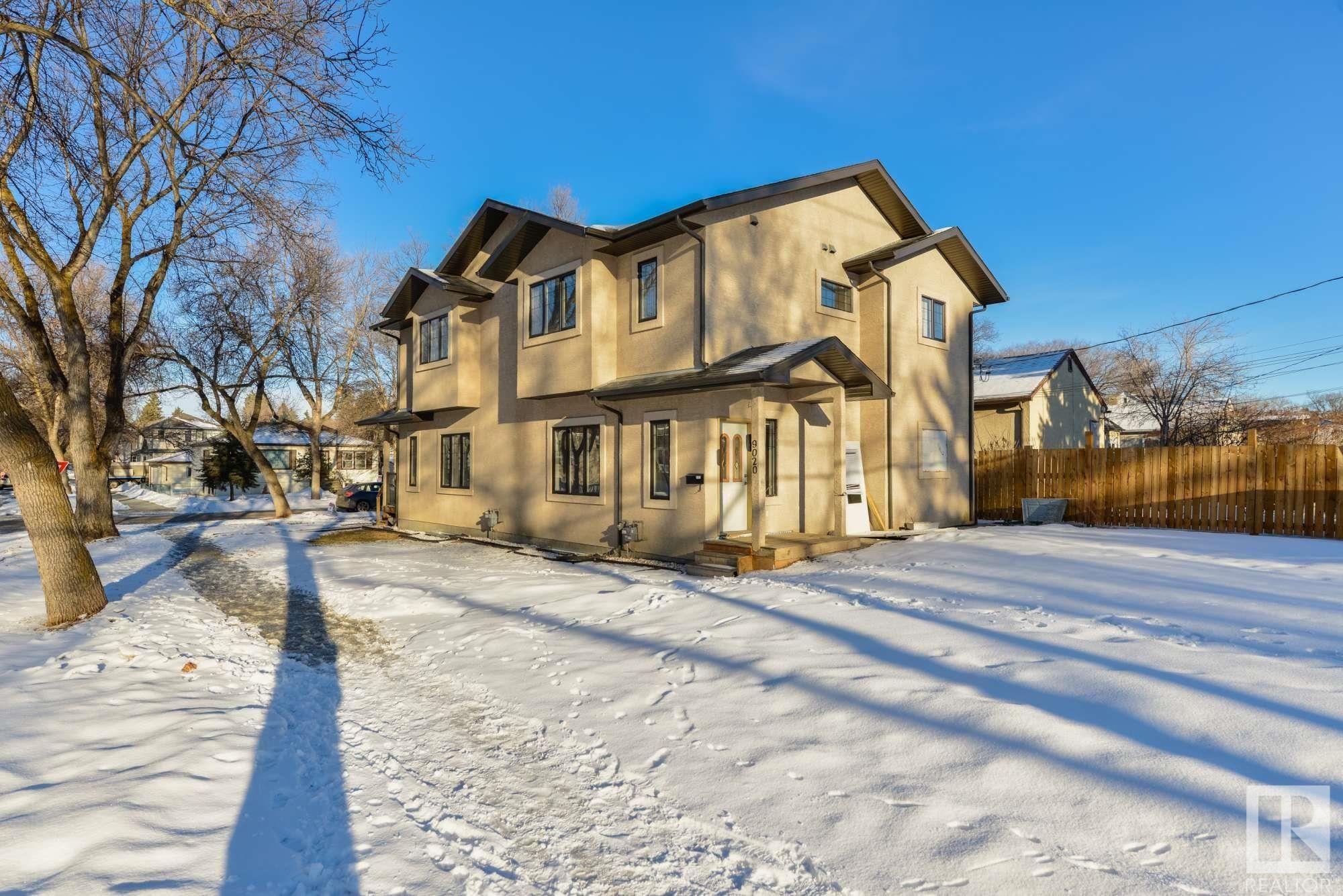 Main Photo: 9003 91 Street in Edmonton: Zone 18 House Half Duplex for sale : MLS®# E4282894
