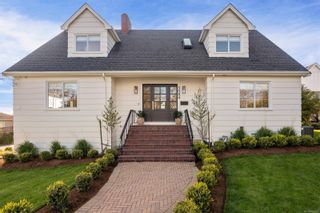 Photo 64: 3084 Cadboro Bay Rd in Oak Bay: OB Henderson Single Family Residence for sale : MLS®# 962110