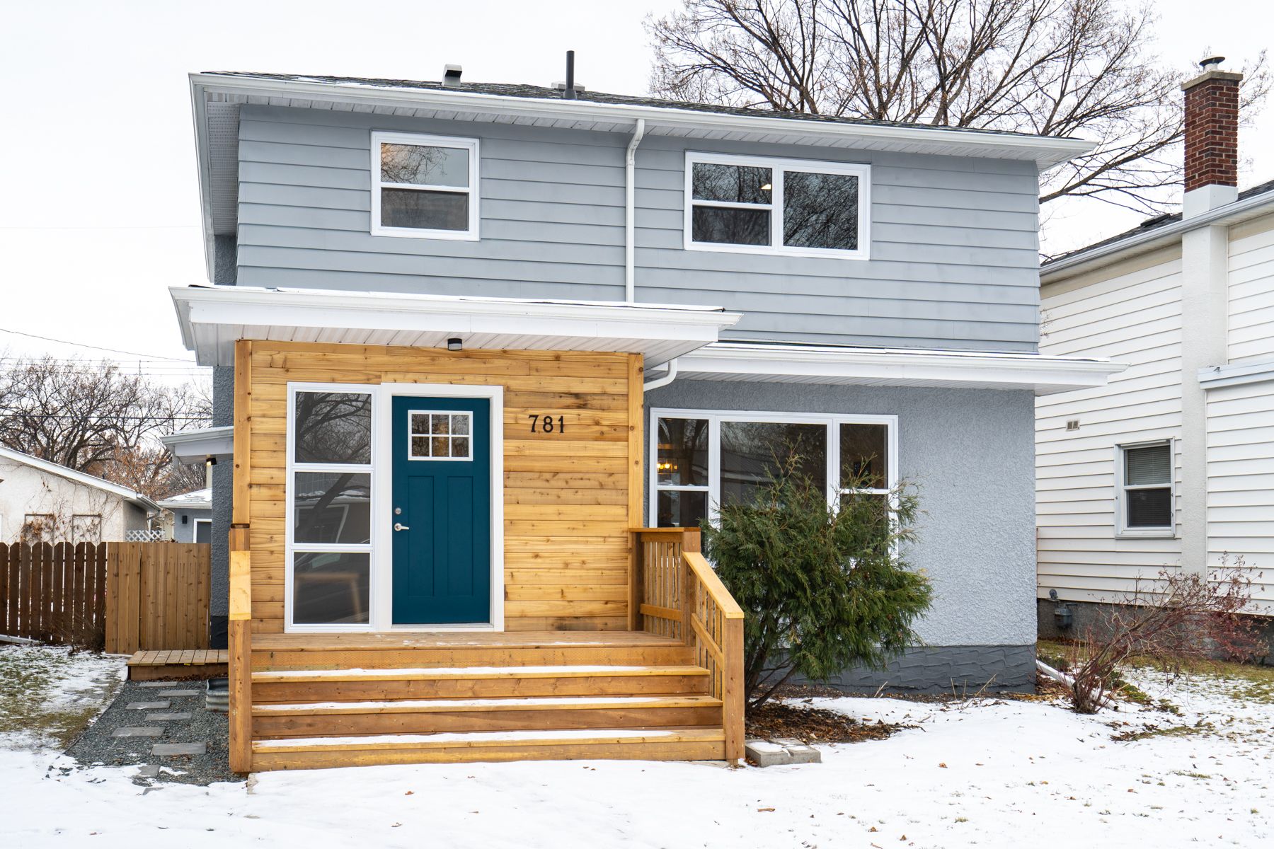 Main Photo: River Heights South Two Storey: House for sale (Winnipeg) 