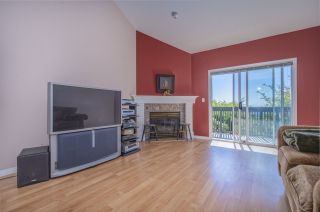 Photo 3: 144 1685 PINETREE Way in Coquitlam: Westwood Plateau Townhouse for sale in "Wiltshire" : MLS®# R2482915