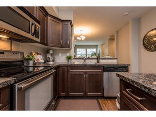 Photo 3: 62 20831 70TH Avenue in Langley: Willoughby Heights Townhouse for sale in "RADIUS MILNER HEIGHTS" : MLS®# R2177188