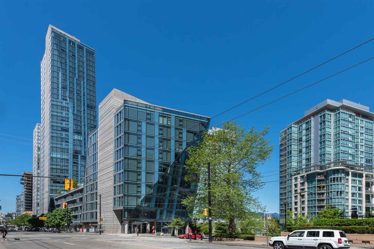 Main Photo: 904 1499 W PENDER STREET in : Coal Harbour Condo for sale : MLS®# R2369073