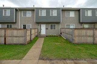 Photo 1: 12 219 90 Avenue SE in Calgary: Acadia Row/Townhouse for sale : MLS®# A2127830