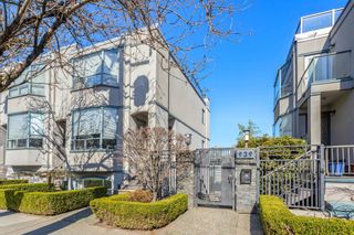 Photo 3: 31 939 W 7TH Avenue in Vancouver: Fairview VW Townhouse for sale (Vancouver West)  : MLS®# R2862749