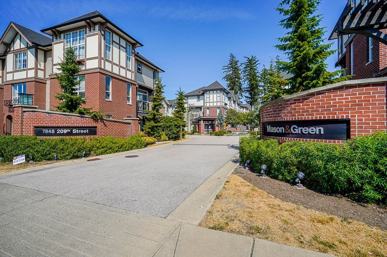 Main Photo: 52 7848 209 Street in Langley: Willoughby Heights Townhouse for sale in "Mason & Green" : MLS®# R2608663