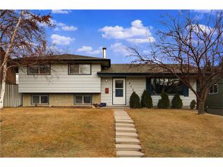 Photo 1: 7944 HUNTWICK Hill(S) NE in Calgary: Huntington Hills House for sale : MLS®# C4106885
