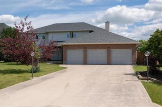 Photo 1: 167 Diane Drive in West St Paul: Lister Rapids Residential for sale (R15)  : MLS®# 202301160