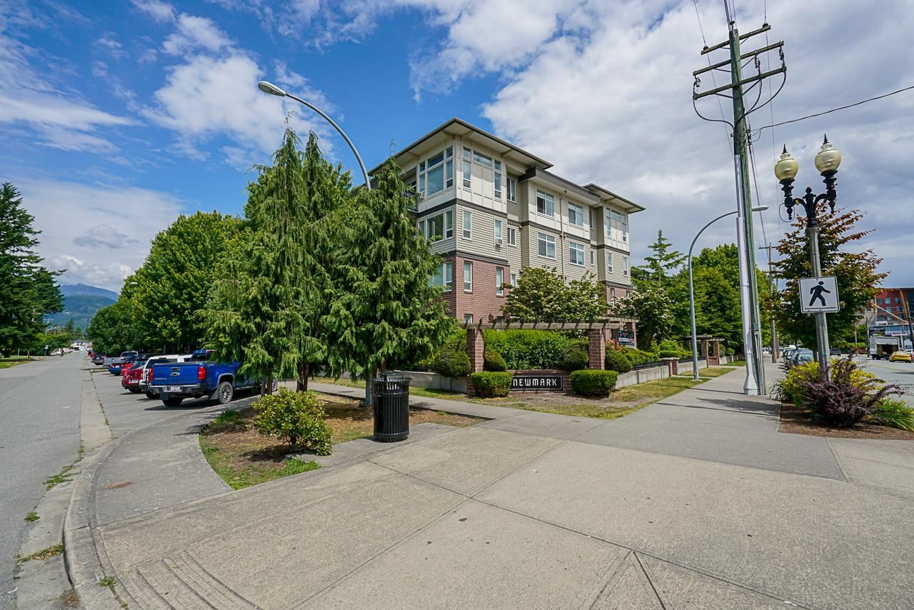 Main Photo: 117 9422 VICTOR Street in Chilliwack: Chilliwack N Yale-Well Condo for sale in "The Newmark" : MLS®# R2617907
