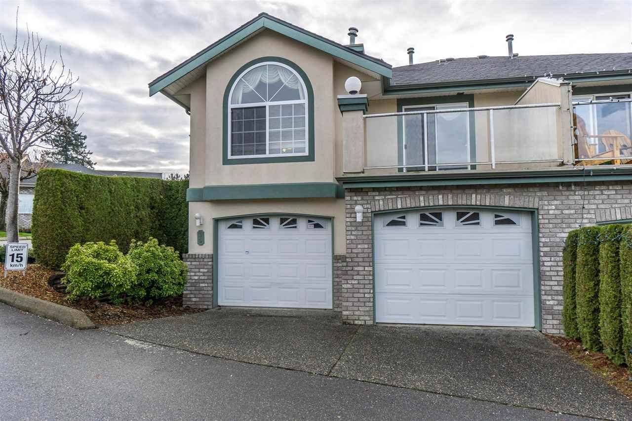 Main Photo: 39 32777 CHILCOTIN Drive in Abbotsford: Central Abbotsford Townhouse for sale in "Cartier Heights" : MLS®# R2227792