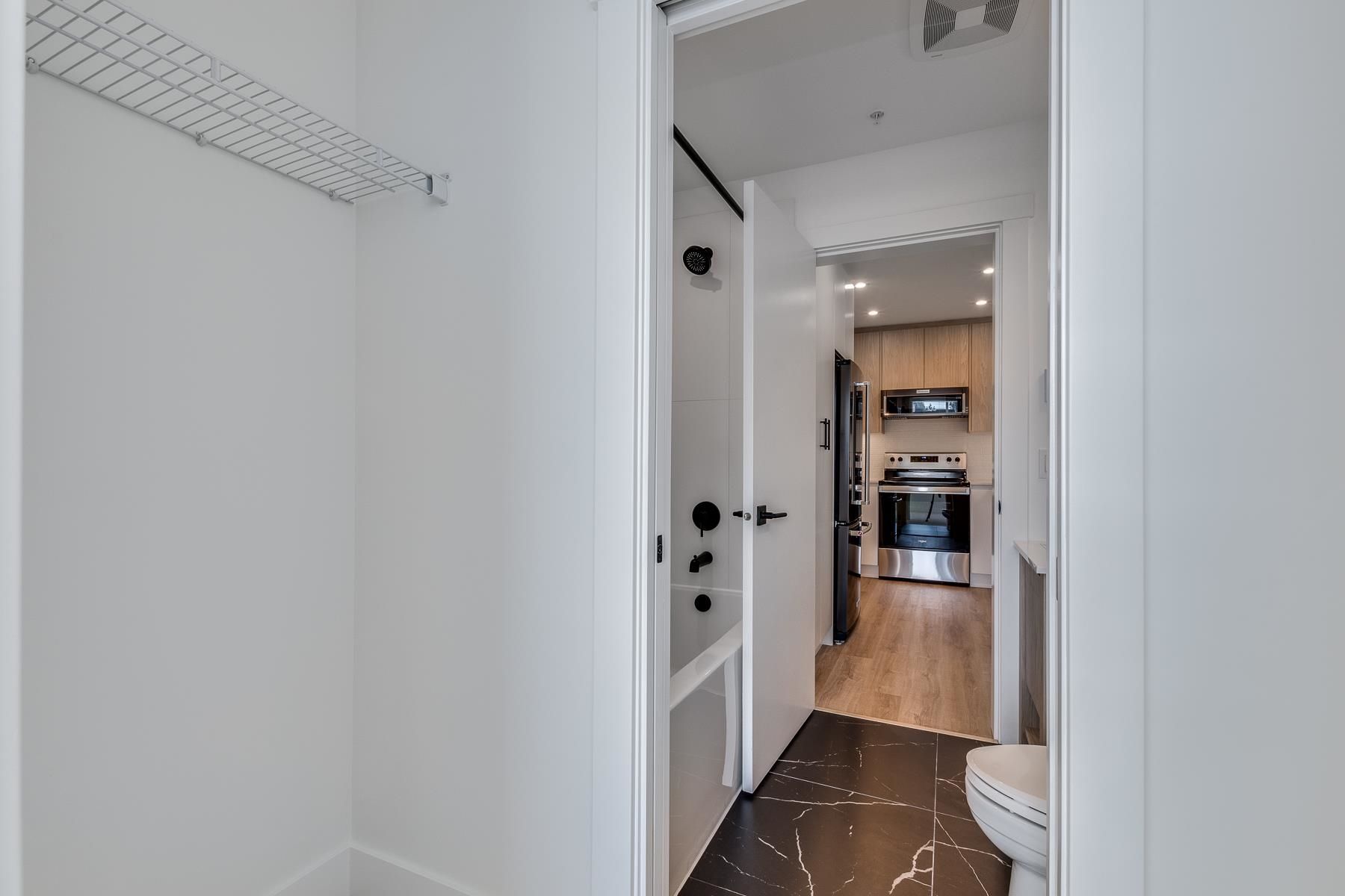 Photo 19: Photos: 2609 2180 KELLY Avenue in Port Coquitlam: Central Pt Coquitlam Condo for sale in "MONTROSE SQUARE" : MLS®# R2692445