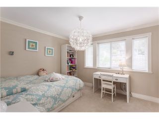 Photo 15: 1425 Inglewood Avenue in West Vancouver: Ambleside House for sale : MLS®# R2029659